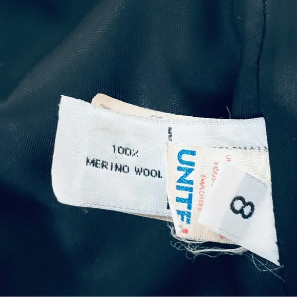 Vintage 1990s Calvin Klein 100% Merino Wool Single Breasted Walker Car Coat - 8 - Picture 12 of 15